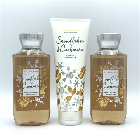 Bath and Body Works Snowflakes & Cashmere Ultimate Hydration 24 Hour Body Cream 8 Ounce Full Size Gold Diamond Plate Look Label. . Snowflakes and cashmere